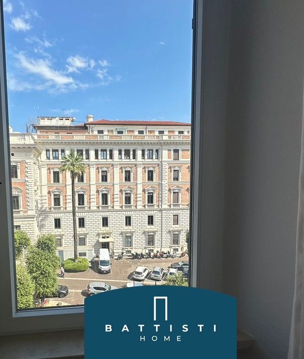 Roma Affitto Appartamento trilocale