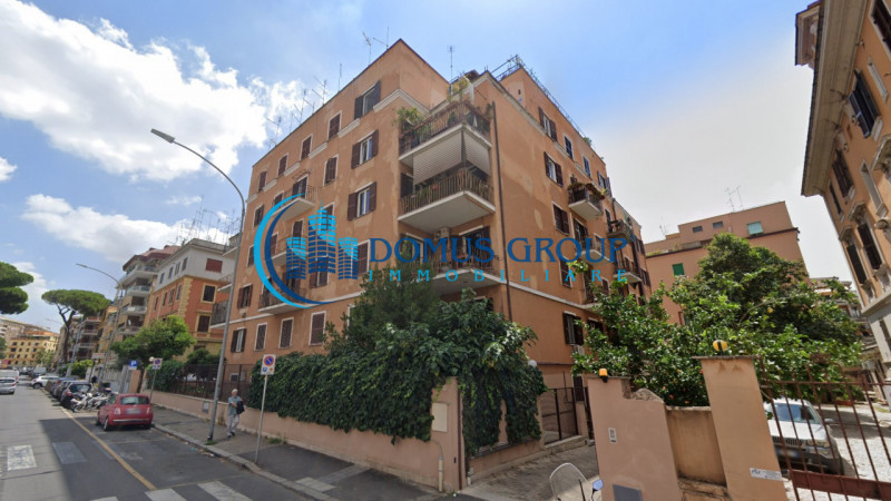 Roma Vendita Appartamento trilocale