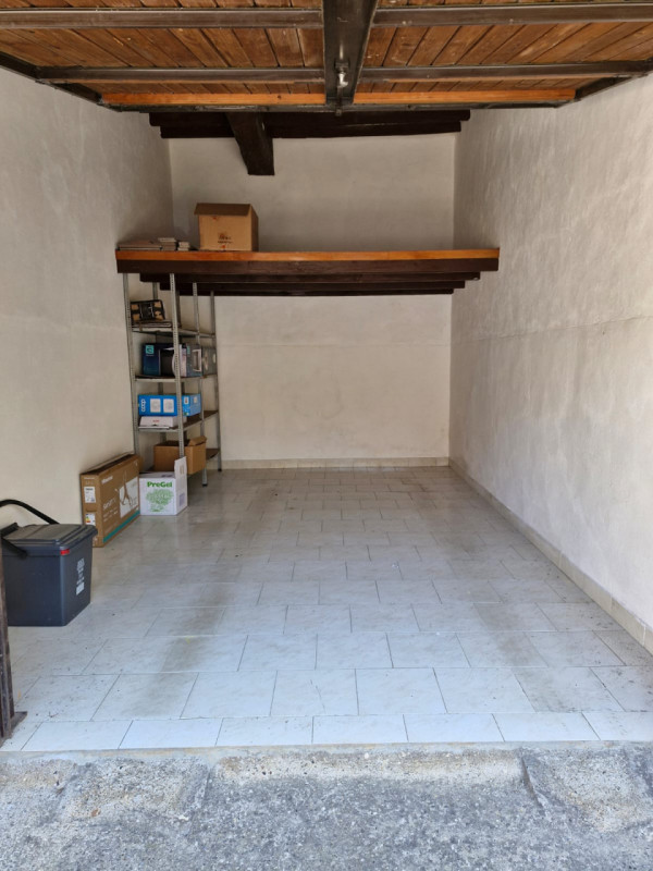 Soragna Affitto Garage singolo