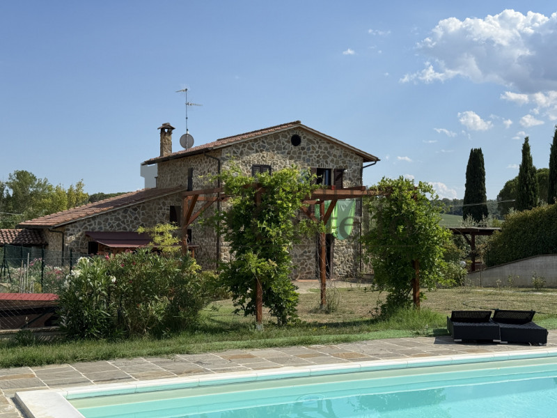 Castiglione del Lago Vendita Casa a schiera porzione centrale
