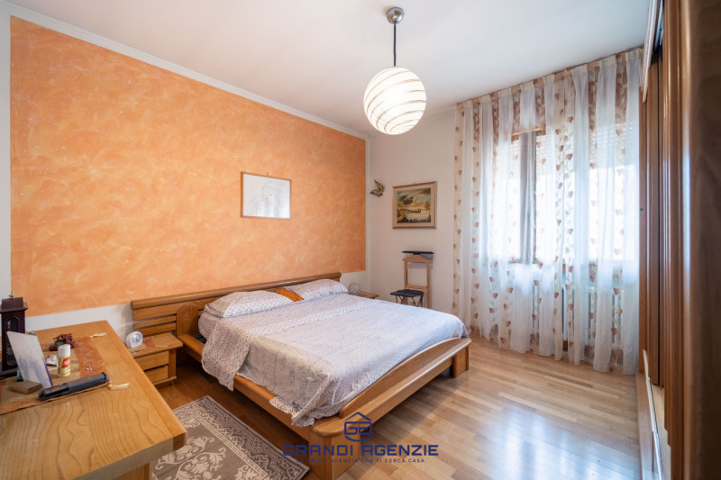 In posizione strategica, nel cuore di Campiglia dei Berici, proponiamo in vendita un interessante...