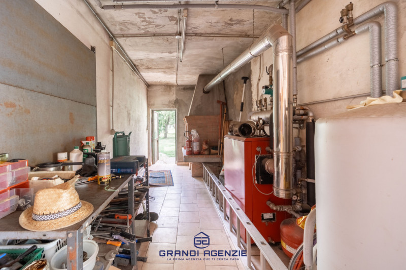 In posizione strategica, nel cuore di Campiglia dei Berici, proponiamo in vendita un interessante...