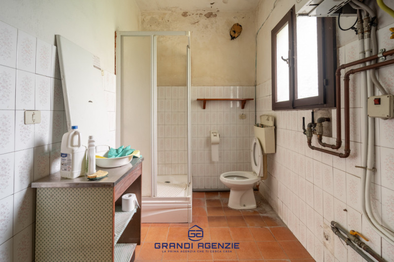 In posizione strategica, nel cuore di Campiglia dei Berici, proponiamo in vendita un interessante...