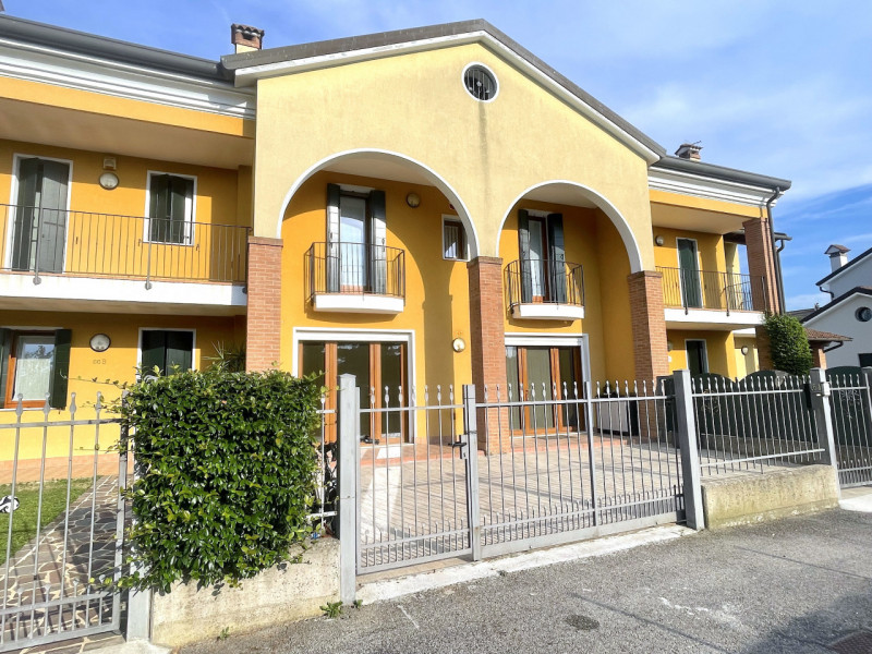 Arzergrande Vendita Casa a schiera porzione centrale