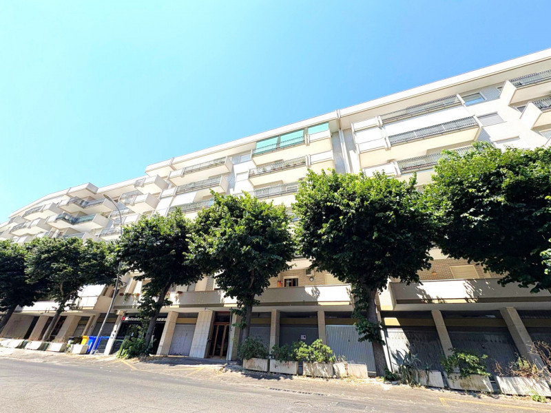 Lecce Vendita Appartamento pentalocale