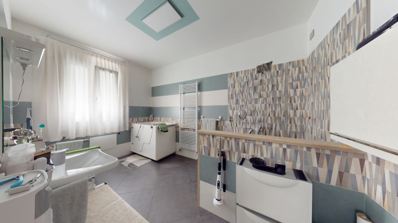 ANCONETTA

Inserito in un quartiere residenziale, zona ben abitata e molto tranquilla. L’appartam...