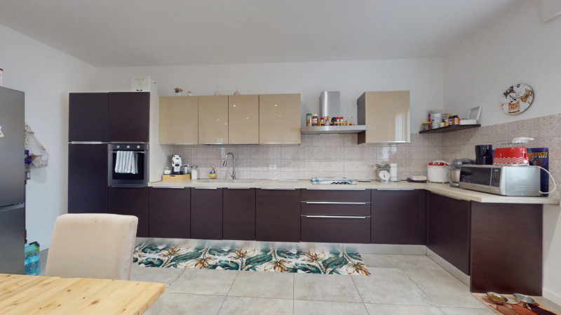 SAN PIO X 

Inserito in una via interna del quartiere San Pio X , in un contesto residenziale tra...