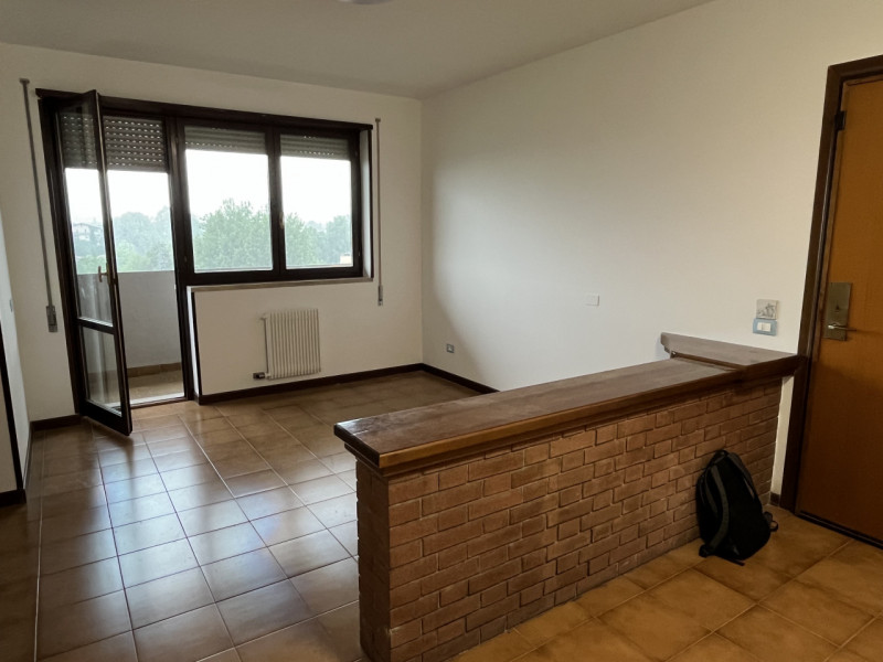 SAN PIO X

Inserito in una zona ben servita e ben abitata comoda ai servizi.

DESCRIZIONE E PARTI...