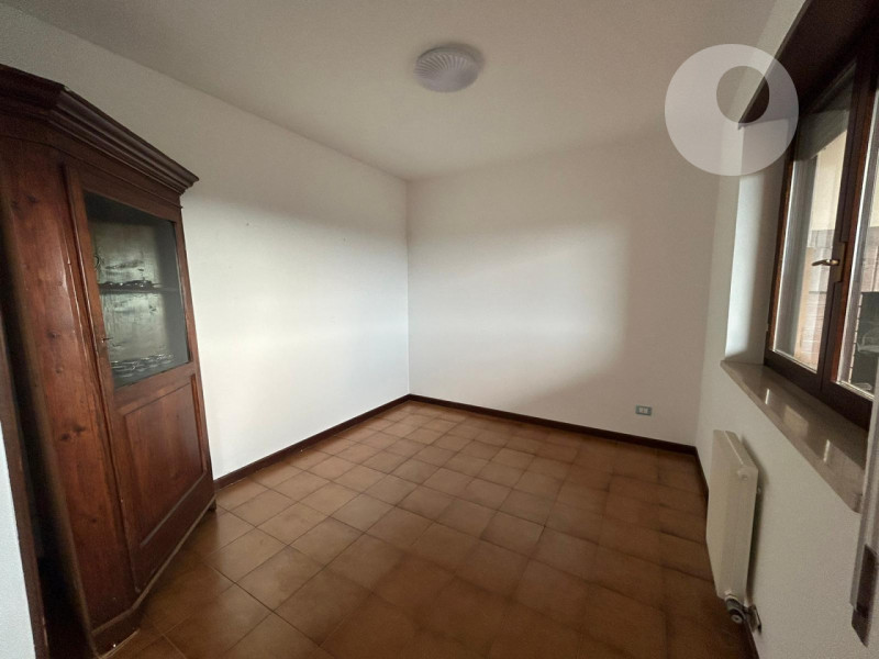 SAN PIO X

Inserito in una zona ben servita e ben abitata comoda ai servizi.

DESCRIZIONE E PARTI...