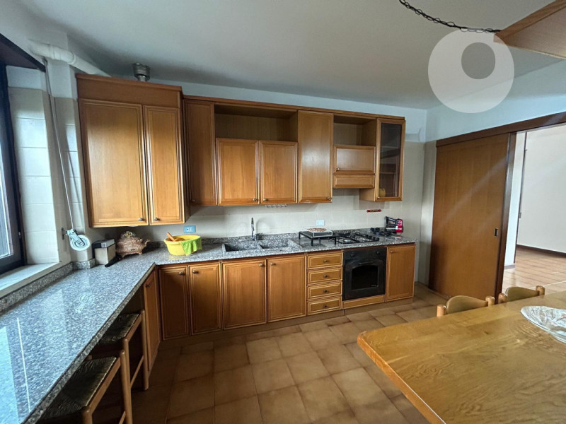 SAN PIO X

Inserito in una zona ben servita e ben abitata comoda ai servizi.

DESCRIZIONE E PARTI...