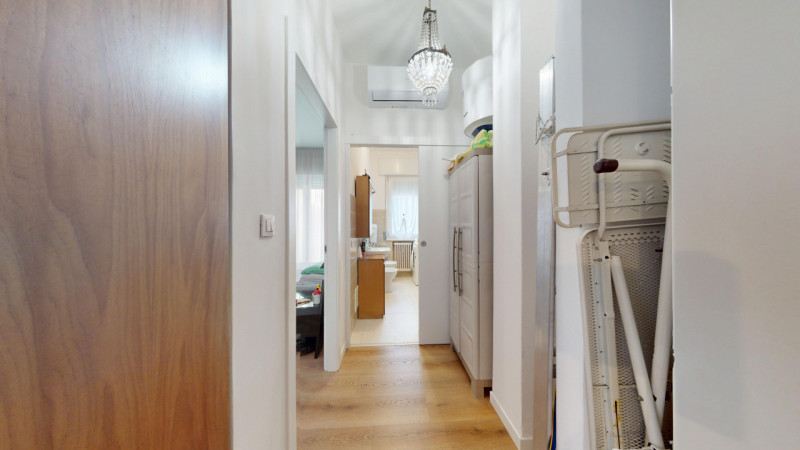 SANT'ANDREA

Inserito in una zona comoda a tutti i principali servizi e a pochi minuti dal centro...