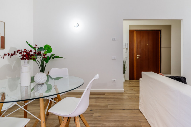 SANT’ANDREA

Inserito in un quartiere residenziale, comodo a tutti i principali servizi a pochi m...