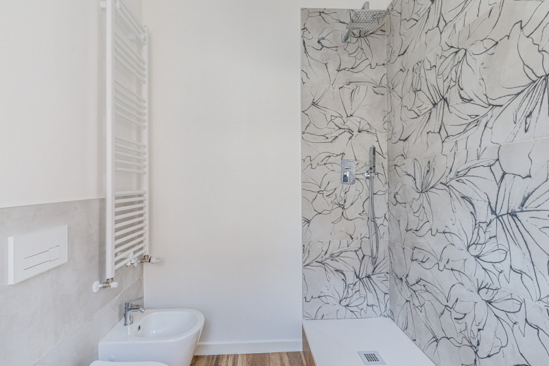 SANT’ANDREA

Inserito in un quartiere residenziale, comodo a tutti i principali servizi a pochi m...