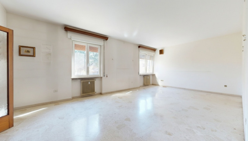 ARACELI

Situato in una delle zone più richieste e apprezzate della città, comoda a tutti i princ...