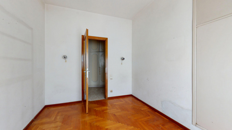 ARACELI

Situato in una delle zone più richieste e apprezzate della città, comoda a tutti i princ...