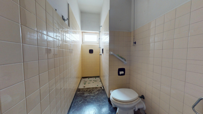 ARACELI

Situato in una delle zone più richieste e apprezzate della città, comoda a tutti i princ...