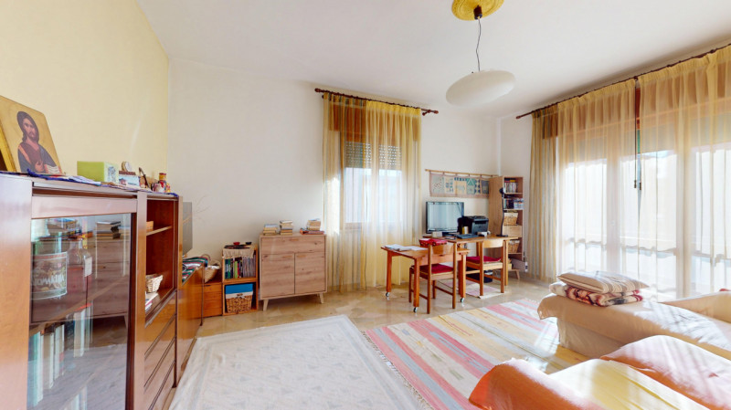 SANT’ANDREA

Inserito in un quartiere residenziale, comodo a tutti i principali servizi a pochi m...