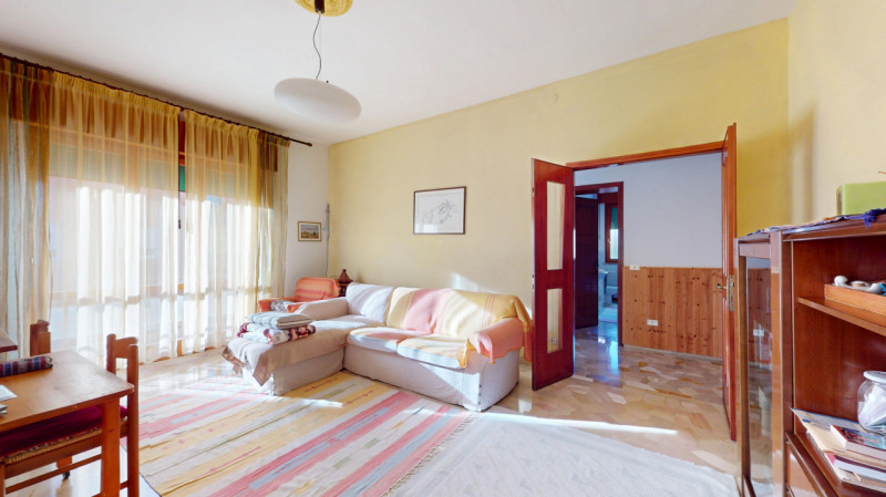 SANT’ANDREA

Inserito in un quartiere residenziale, comodo a tutti i principali servizi a pochi m...