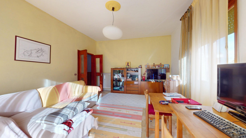 SANT’ANDREA

Inserito in un quartiere residenziale, comodo a tutti i principali servizi a pochi m...