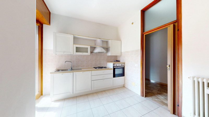 SANT’ANDREA

In un piacevole contesto residenziale, ben abitato e particolarmente apprezzato per ...