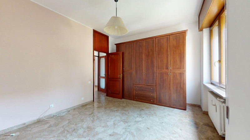 SANT’ANDREA

In un piacevole contesto residenziale, ben abitato e particolarmente apprezzato per ...