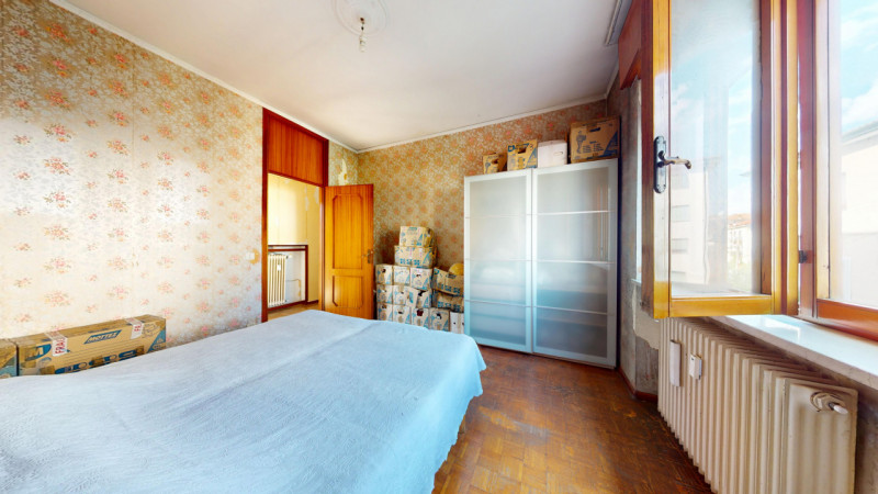 ARACELI

Inserito in una zona comoda a tutti i principali servizi e a pochi minuti dal centro sto...