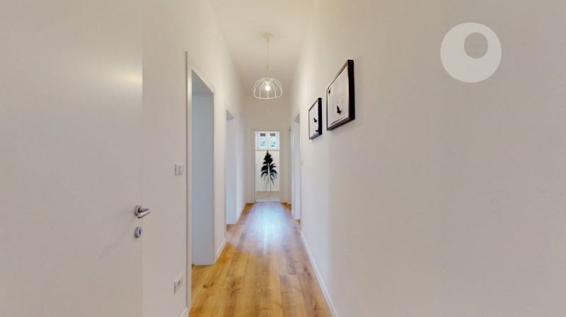 SANT’ANDREA

Inserito in un quartiere residenziale, comodo a tutti i principali servizi a pochi m...