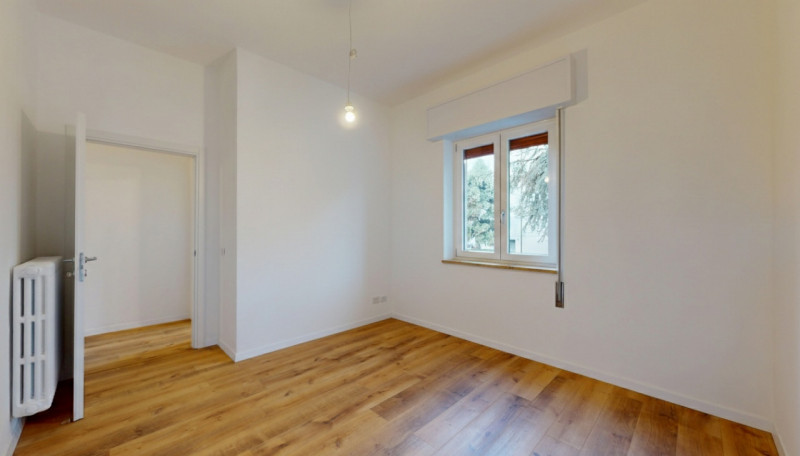 SANT’ANDREA

Inserito in un quartiere residenziale, comodo a tutti i principali servizi a pochi m...