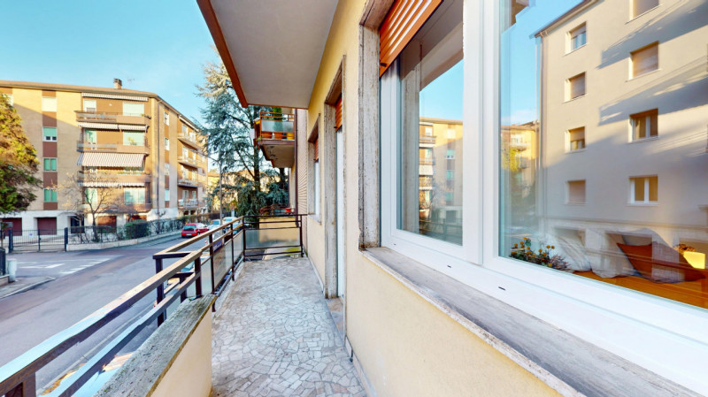 SANT’ANDREA

Inserito in un quartiere residenziale, comodo a tutti i principali servizi a pochi m...