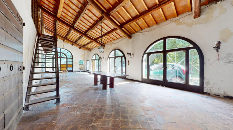 SANT’ANDREA

DESCRIZIONE E PARTICOLARITA'

Immersa nella quiete e nell’eleganza della rinomata zo...