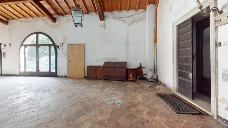 SANT’ANDREA

DESCRIZIONE E PARTICOLARITA'

Immersa nella quiete e nell’eleganza della rinomata zo...