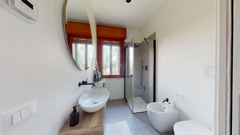 SANT’ANDREA

Inserito in un quartiere residenziale, comodo a tutti i principali servizi a pochi m...