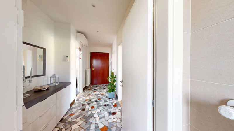 ARACELI

Inserito in un quartiere residenziale comodo a tutti i principali servizi, a pochi minut...