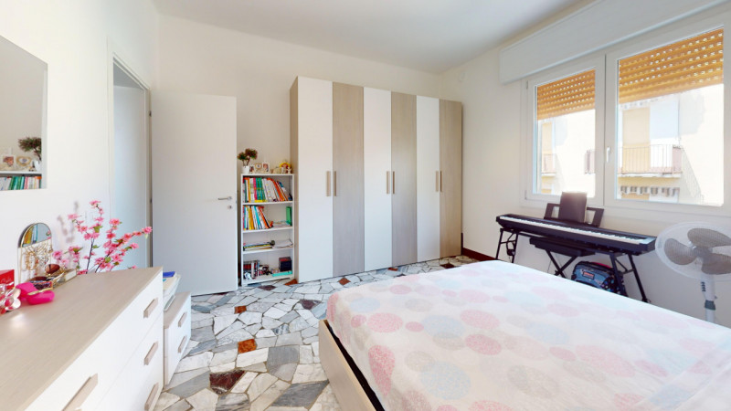 ARACELI

Inserito in un quartiere residenziale comodo a tutti i principali servizi, a pochi minut...