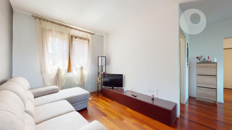 ANCONETTA

Inserito in un quartiere residenziale tranquillo e ben abitato, l’appartamento si trov...