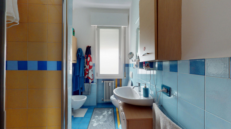 ANCONETTA

Inserito in un quartiere residenziale tranquillo e ben abitato, l’appartamento si trov...