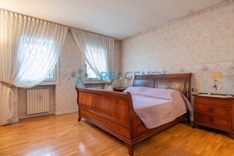 MONTECCHIO MAGGIORE

SIETE UNA FAMIGLIA ALLA RICERCA DI UNA CASA IN OTTIME CONDIZIONI E CON GRAND...