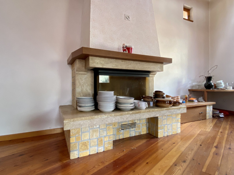 In una tranquilla contrada di Torrebelvicino, contrada Cavion, immersa in un contesto naturale mo...