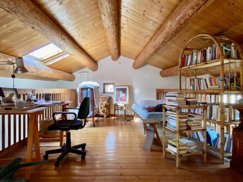 In una tranquilla contrada di Torrebelvicino, contrada Cavion, immersa in un contesto naturale mo...