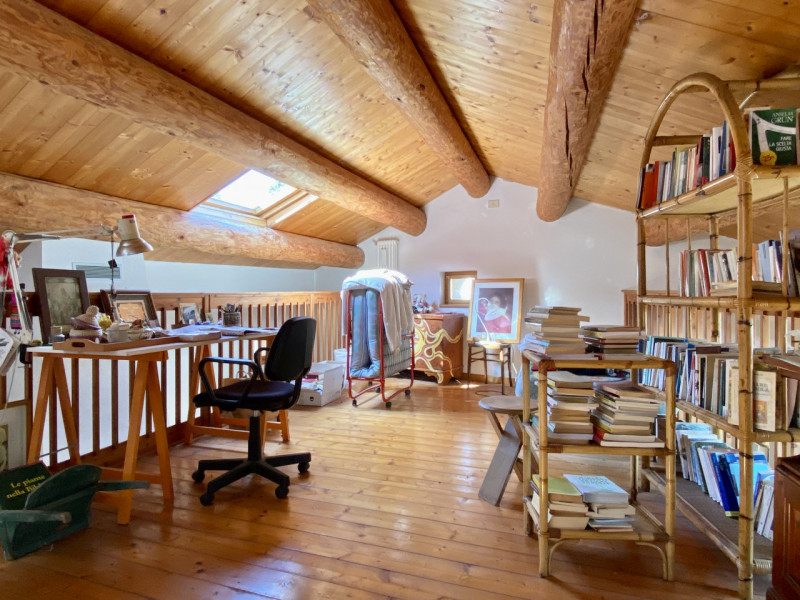 In una tranquilla contrada di Torrebelvicino, contrada Cavion, immersa in un contesto naturale mo...