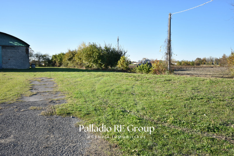 Borgo Veneto PD Megliadino San Fidenzio 

Se sei alla ricerca di uno spazio ampio, funzionale e f...