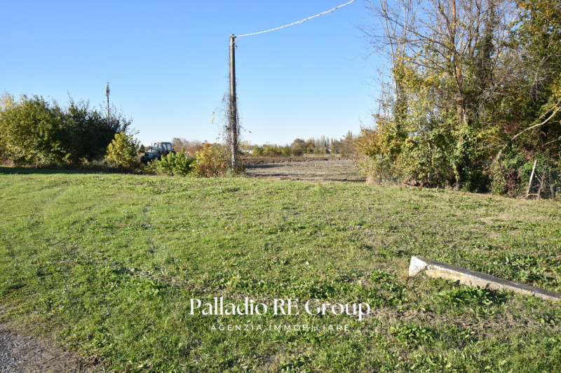 Borgo Veneto PD Megliadino San Fidenzio 

Se sei alla ricerca di uno spazio ampio, funzionale e f...