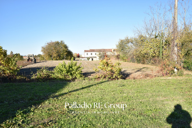 Borgo Veneto PD Megliadino San Fidenzio 

Se sei alla ricerca di uno spazio ampio, funzionale e f...