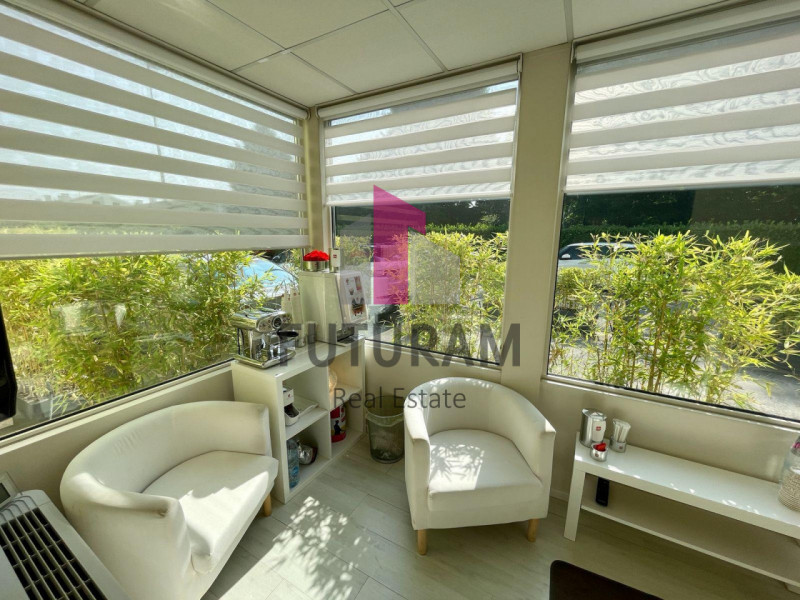 RIF:  066NM -  STRA (VE)  -  PER INFO 0444/310220

Propongo in vendita un capannone commerciale d...