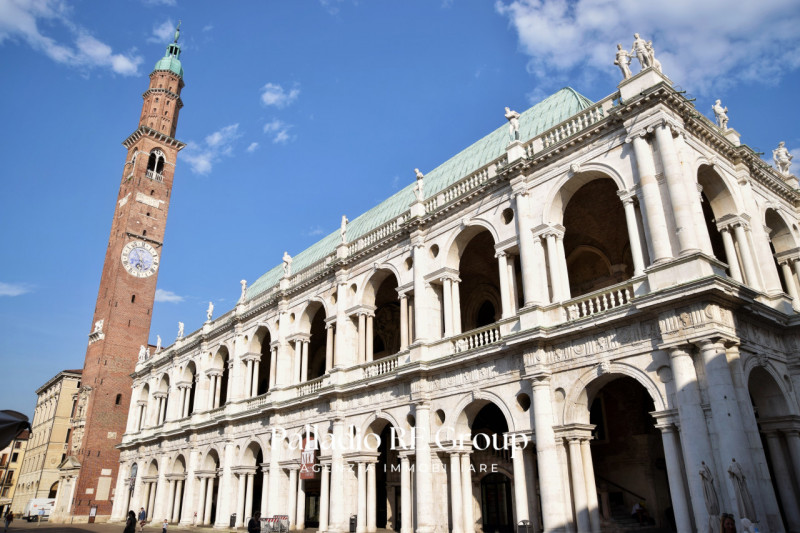 Nel cuore pulsante di Vicenza, città che sta vivendo un momento di straordinario fermento nel set...