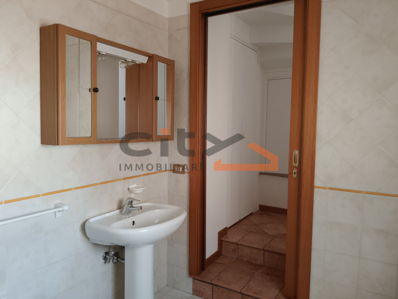 Romano Alto, in vicolo di Borgo a cinque minuti a piedi dal Centro Paese proponiamo MINIAPPARTAME...