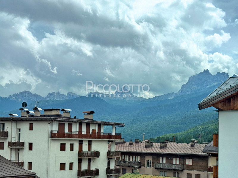 Rif. V5321 - Monolocale in vendita nel cuore di Cortina d'Ampezzo, comodo ai servizi e dotato di ...