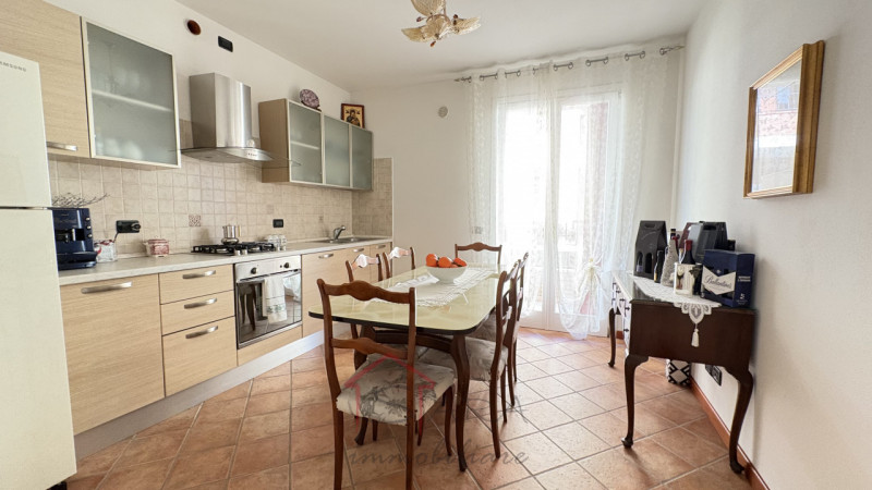 Porzione di QUADRIFAMILIARE di circa 230 mq – ALBIGNASEGO

In una zona residenziale tranquilla, r...