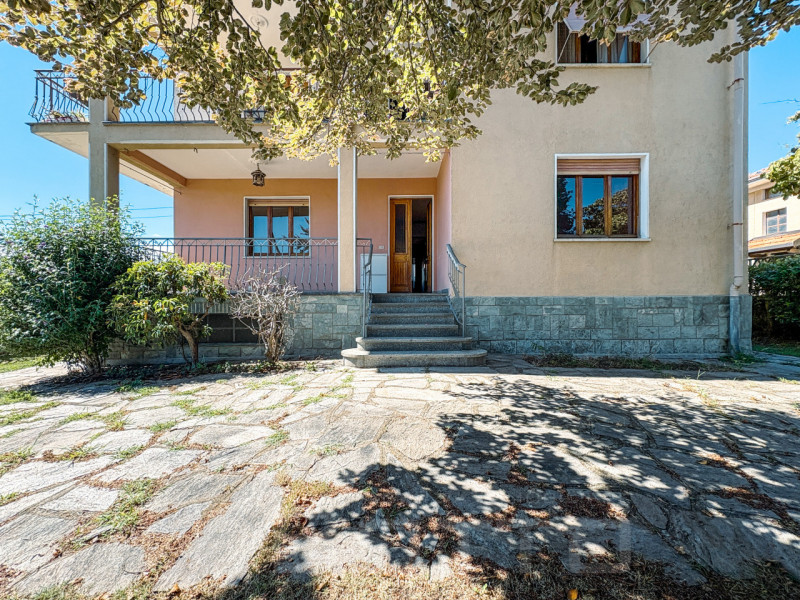 Gozzano Vendita Appartamento quadrilocale