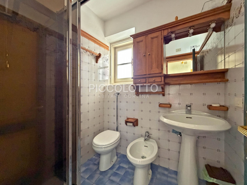 Rif. V5322 - Cortina d'Ampezzo, in invidiabile posizione panoramica, appartamento di circa 180 mq...